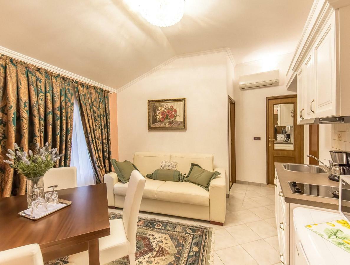Villa Hasi Poreč Zewnętrze zdjęcie